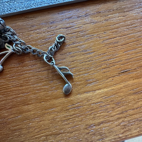 Sterling Silver Music Note Charm - Picture 5 of 5